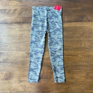 Spanx Cropped Look At Me Now Seamless Leggings Medium Desert Camo NEW